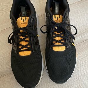 EQ1 Running Shoes